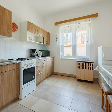 Peach By Interhome Hébergement de vacances Balatonfenyves